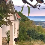 Kiskacsa Nyulontul Lejlighed