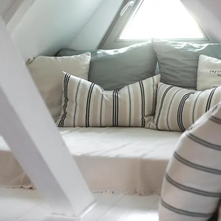 Kiskacsa Nyúlontúl Apartman Mencshely