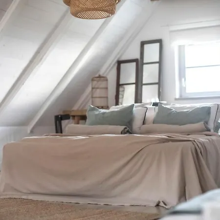 Apartament Kiskacsa Nyulontul Mencshely