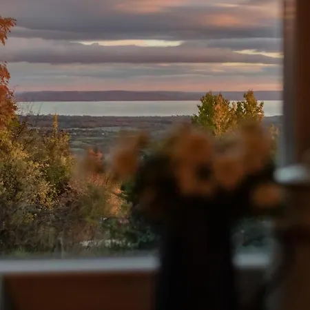Kiskacsa Nyulontul Apartment Mencshely